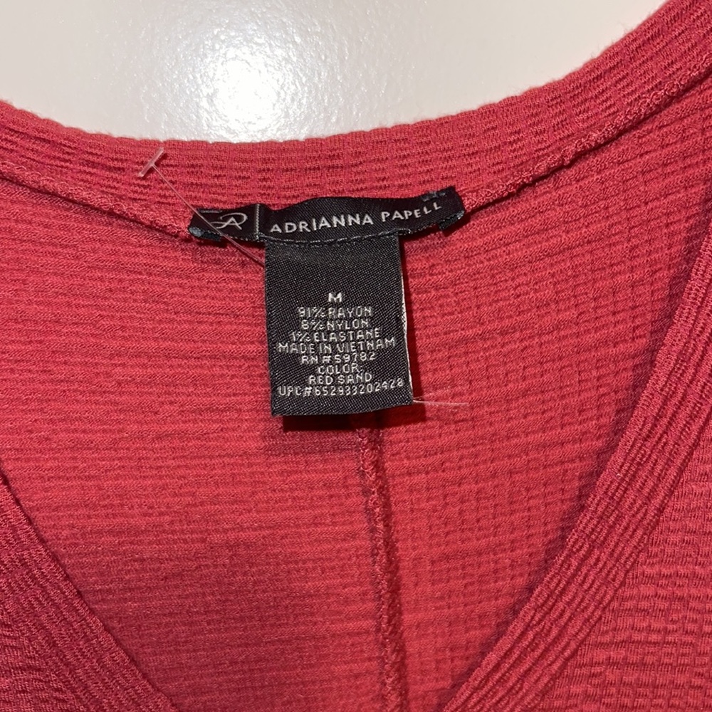 Soft Red Top - Picture 3 of 5